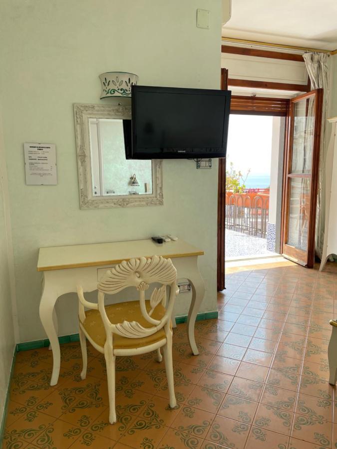 Bellavista Costa D'Amalfi Bed and Breakfast Vietri Eksteriør billede